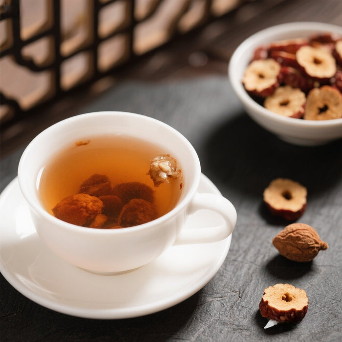 Black tea with dates and jujubes tea