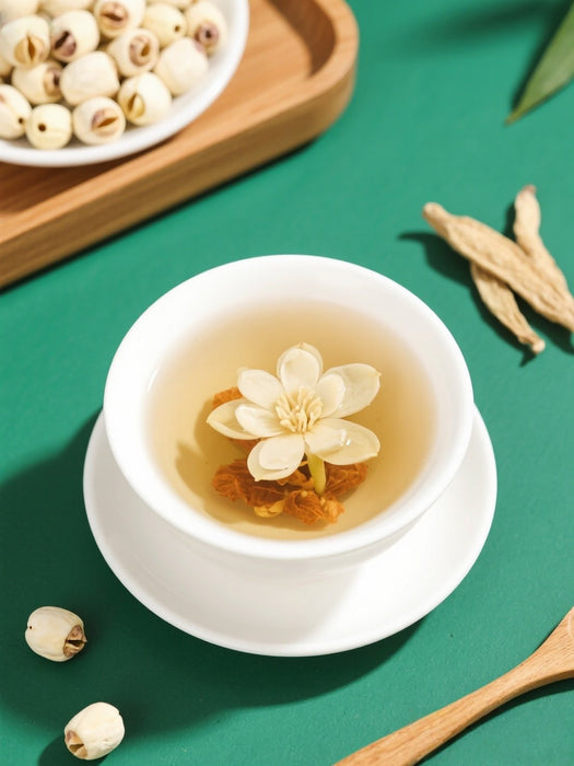 Lily, Lotus Seed and Ginseng Root Tea